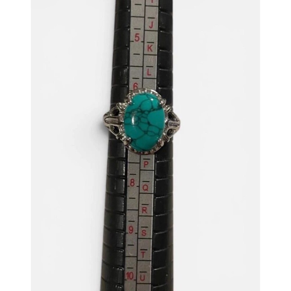 Turquoise Ring Size 6.75/7 Boho Western Silver Tone